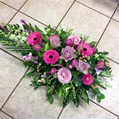 Lilac and pink single ended spray
