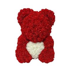 Teddy holding heart 