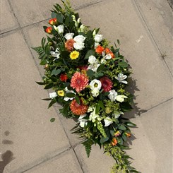 Orange and white double ended spray 